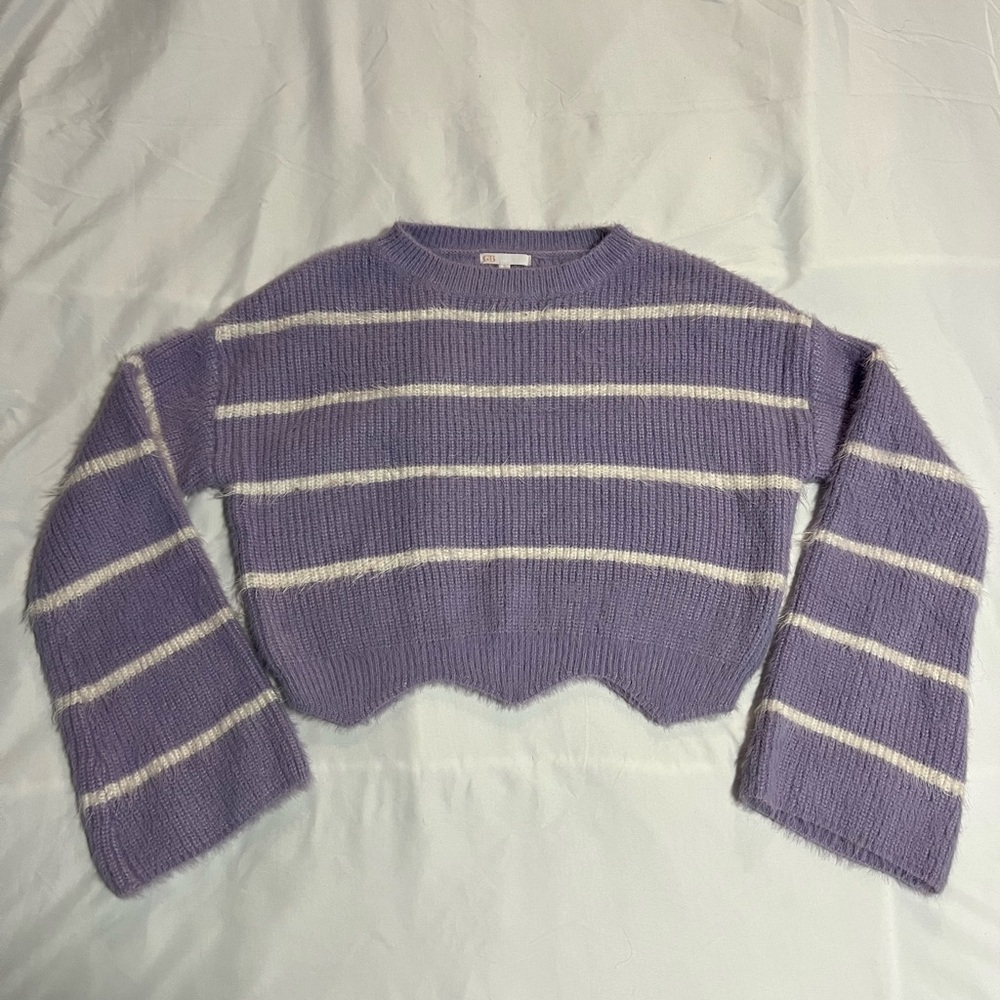Dillard’s GB Lilac-Striped, Cropped Sweater